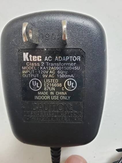 Napájecí adaptér Ktec model KA12A090150045U třída 2 transformátor 9V 1500mA napájecí kabel