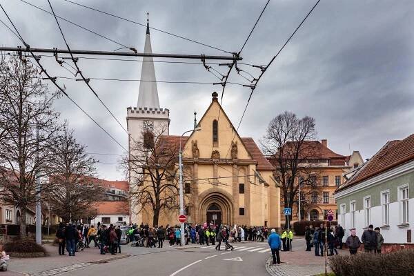 Ostatky přes den + divadlo 2. 3. 2019 - Brno-Komín