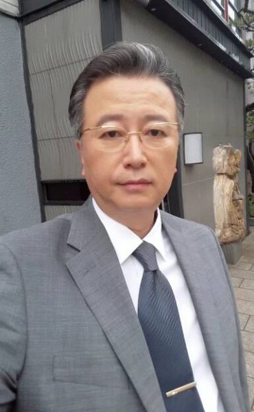 Lee Yoon-Sang-actor-p1.jpg