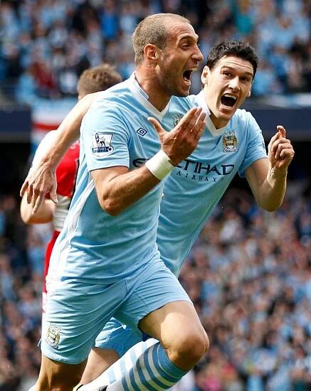 Manchester City vstal z mrtvých a po 44 letech slaví titul