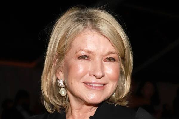 Martha Stewart Says Botox Is "a Weird Thing For Her" — See Photo