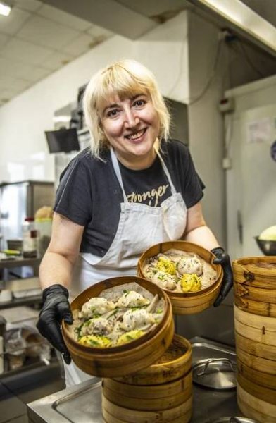 Dim Sum Spot: Příběh o přátelství a knedlíčcích, které se dotknou vašeho srdce
