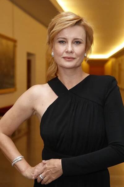 Elite Model Look 2021 ve velkém stylu: Milionová Perkausová, Schneiderová s dcerou a Peštová se synem