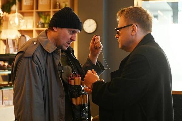 Adam Woronowicz, Olaf Lubaszenko - Komisarz Alex - Zgniłe jabłko - Z filmu