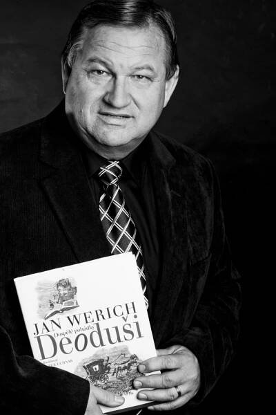Ing. Jiří Werich Petrášek – ředitel akademie, lektor AMAK, ekonom
