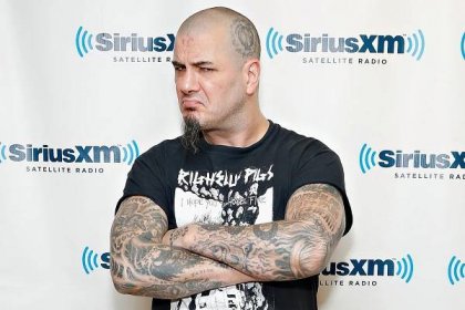 Phil Anselmo Celebrates Escaping ‘Medical Pill Mill Industry’