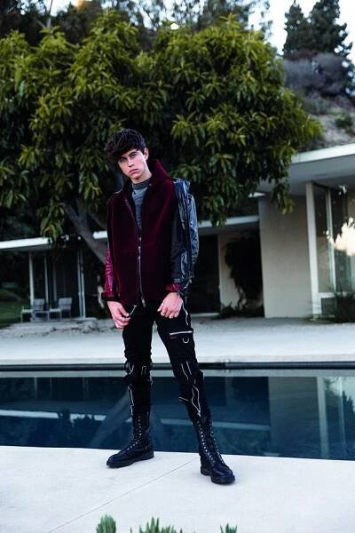 Cover Story - Nash Grier on Vanity Teen Vanity Teen 虚荣青年 Lifestyle & new faces magazine