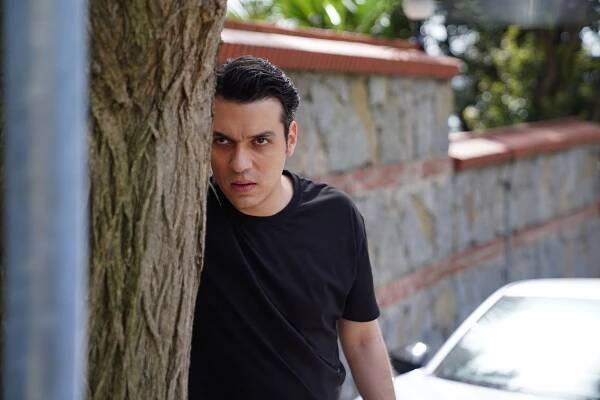 Ateş Kuşları - Episode 31 - Z filmu - Ali Önsöz