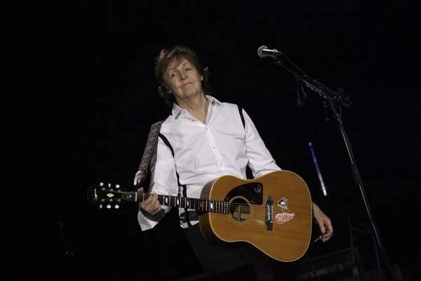 Paul McCartney chce zpět autorská práva na 267 písní Beatles