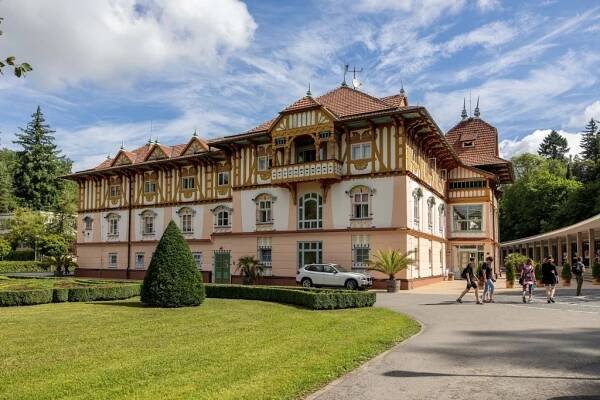 Tip na výlet: Luhačovice, malebné moravské lázně s kouzelnou architekturou