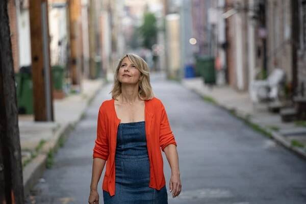 8 Things to Do When You Arrive at a New Destination - Samantha Brown's Places to Love