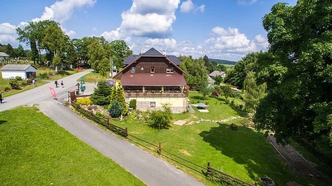 Okolí v létě | Penzion U Zpěváků, Nové Hutě, Šumava