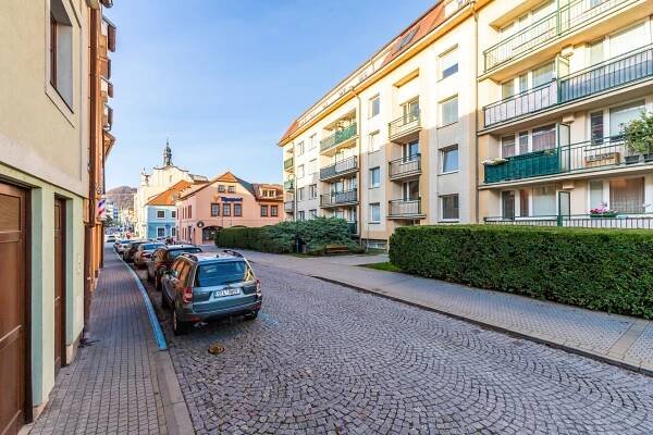Prodej Byt 2+kk, Na Klášteře, Beroun - Beroun-Centrum