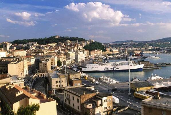 How to Travel From Italy to Greece by Ferry