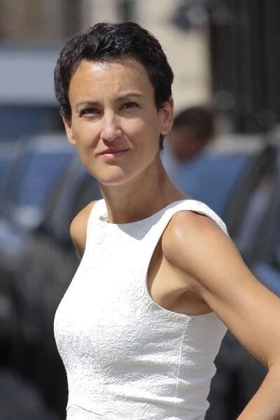 Inas Chanti - Mona Star
