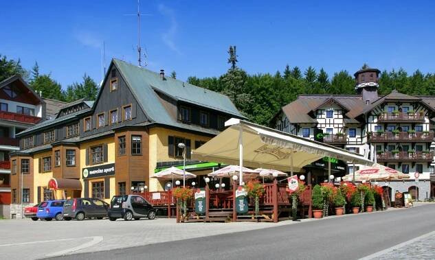 Elan Bar Caffe Restaurant - info, fotky i menu | www.spindleruv-mlyn.com | Špindlerův-Mlýn.com