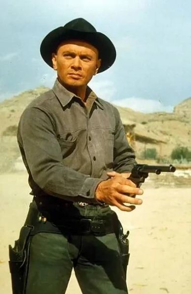 Yul Brynner - Návrat sedmi statečných (1966), Obrázek #1