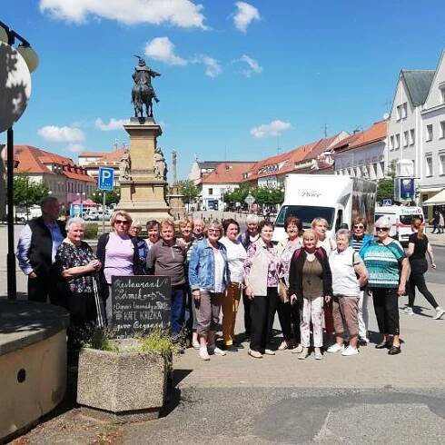 Naši senioři v Poděbradech 14. května - Oficiální stránka obce Kozolupy
