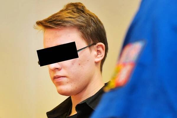 Děsivé detaily vraždy Terezy (†18): Odmítnutý Dan ji chytil do kravaty a probodl srdce!