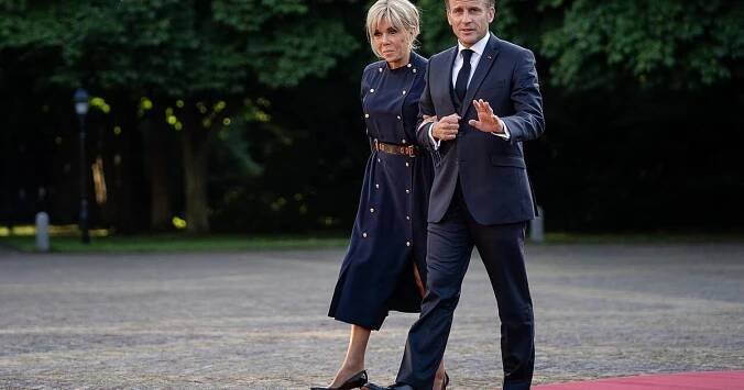 Je Macronova manželka skutečně žena? Prezident soudu předloží důkazy