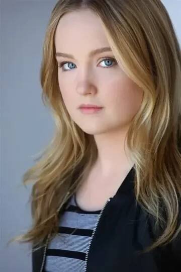 Emma Howard (II)