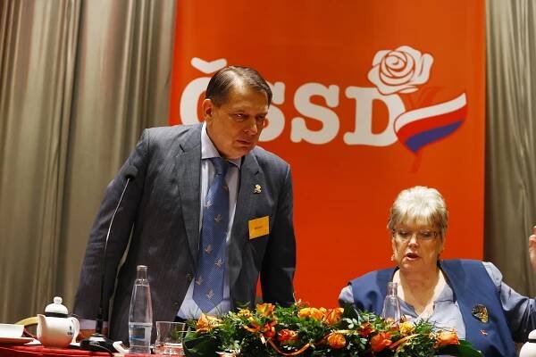 Sjezd ČSSD České suverenity sociální demokracie. Na... | iROZHLAS - spolehlivé zprávy