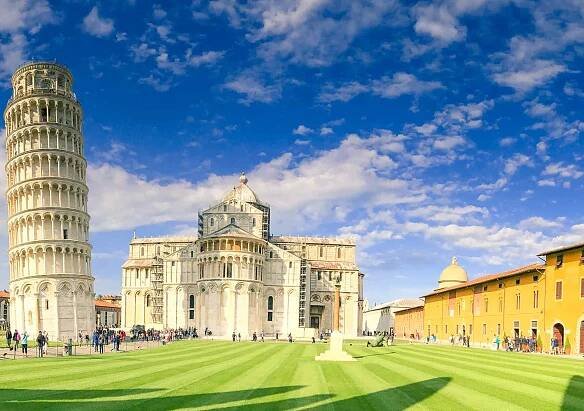 Pisa není jenom slavná šikmá věž