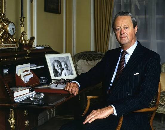 Soubor:11th Duke of Marlborough Allan Warren.jpg – Wikipedie