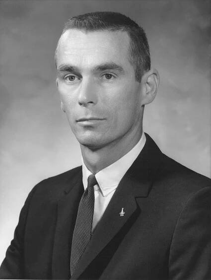Cernan, Eugene