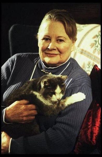 Foto k tématu Shirley Knight – stránka 6