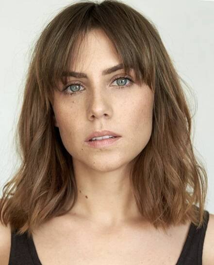 AURA GARRIDO - Alexandra Leight -