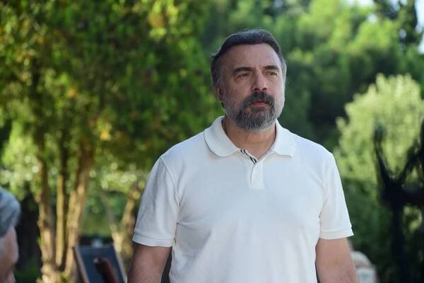 Ben Bu Cihana Sığmazam - Episode 2 - Z filmu - Oktay Kaynarca