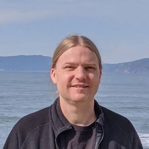 About Us - Solving data bottleneck problems from operationalizing data for enterprise