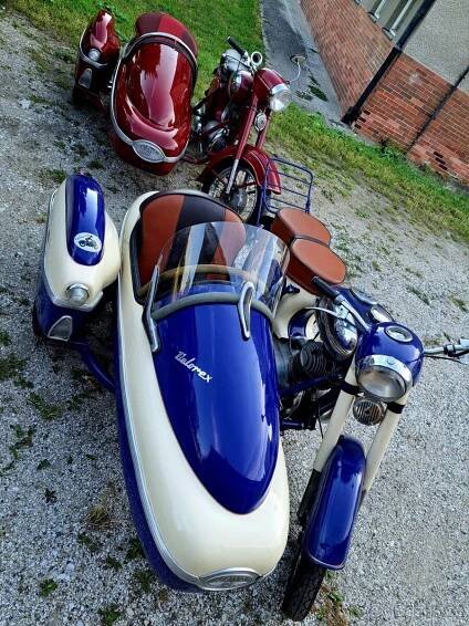 2x Jawa + sidecar Velorex - Strakonice