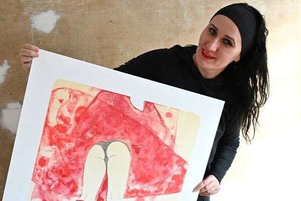„Knihy jsou doslova potravou pro duši.“ Výtvarnici Alenu Kupčíkovou nejvíce proslavila kolekce obrazů nazvaných „Chlupatice“, ale vytváří také originální ilustrace ke knížkám | Knihkupec