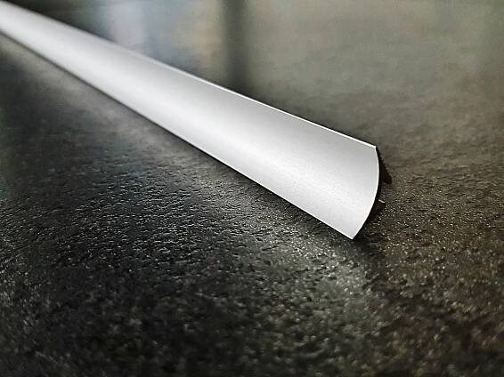Alu-Eckprofil zur Abdeckung von Innenecken 11 mm; Länge: 130 cm, Typ Inliner