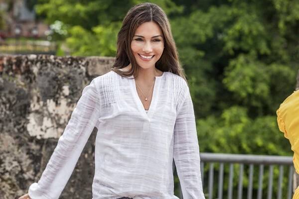 V zajetí ráje - Z filmu - Vanessa Marcil