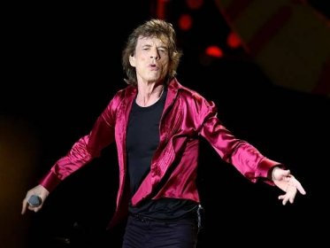 Mick Jagger will have heart surgery this week after cancelling Rolling Stones shows