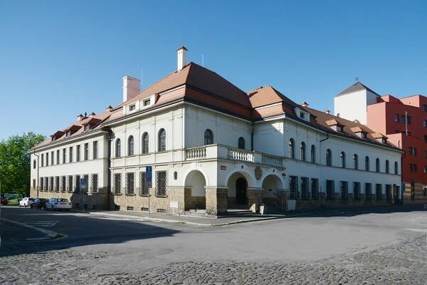 Budova okresního soudu - Nymburk - Architektonické památky - Městská architektura - Středočeský kraj - Nymburk