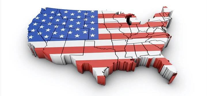 Mapa USA s vlajkou a stín na bílém pozadí. — Stock obrázek