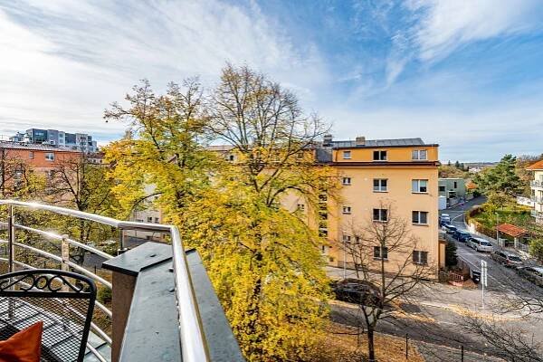 Prodej bytu 4+kk, terasa, parkovací stání, Praha 5 - Náměstí Josefa Machka 183 m2 - FARAON reality