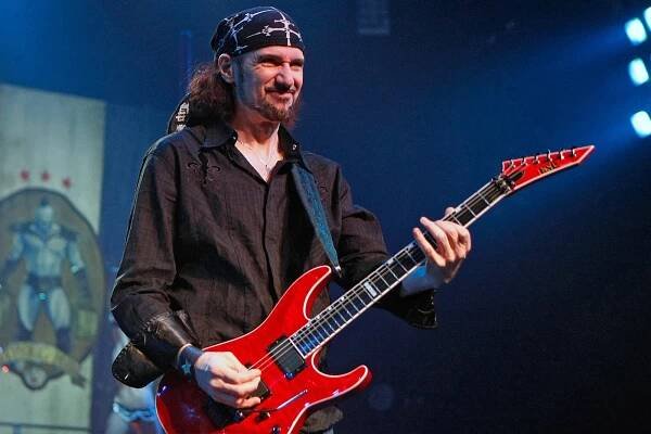 Bruce Kulick’s ‘Weird’ Part in Kiss’ Farewell Show