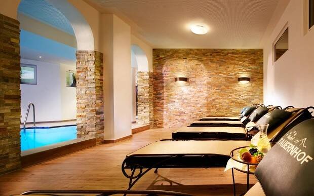 Dovolená snů blízko Zellského jezera: Hotel Tauernhof Kaprun **** s polopenzí a wellness + slevy na atrakce