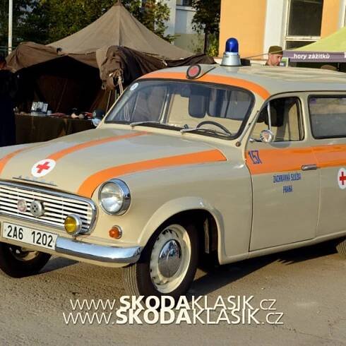 Retroměstečko 2015 - SKODAKLASIK.cz