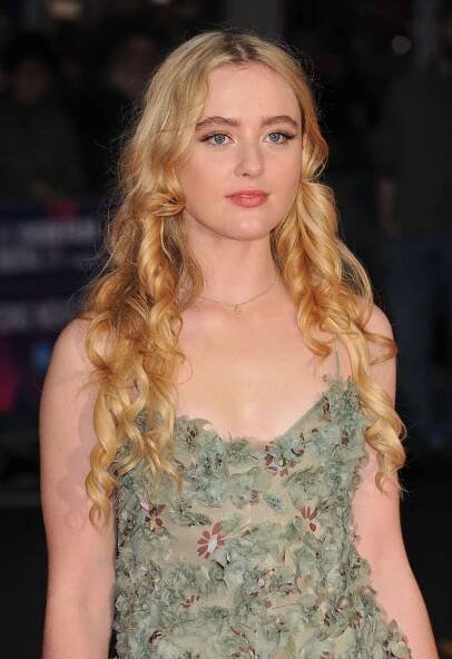 Kathryn Newton Skirt Images