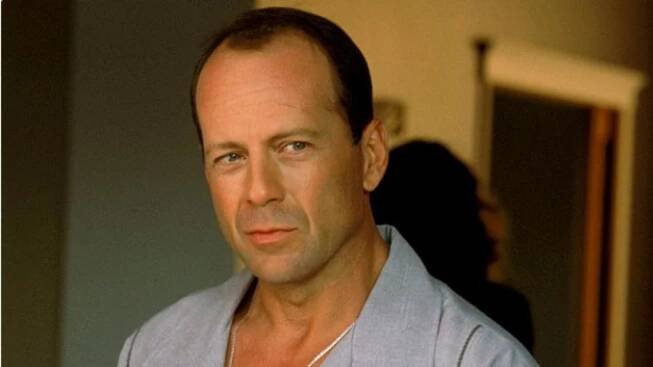 Jak žije Bruce Willis: Diváky z jeho výkonů bolí oči, doma si jej ale nemůžou vynachválit – Lifee.cz