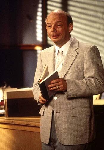 Praštěná holka - Z filmu - Wallace Shawn