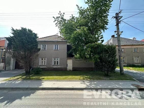 Prodej rodinného domu 1+1, 185 m², zahrada 417 m², stodola 90 m², celková plocha pozemku 1074 m² v obci Olbramice, okres Olomouc - EVROPA realitní kancelář