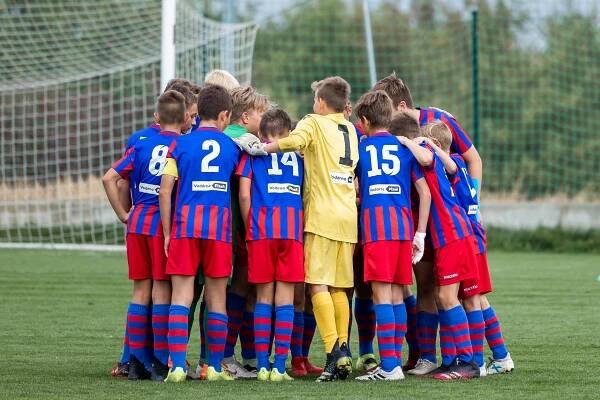 26 zápasů, 26 výher: Třináctka si suverénně dokráčela pro titul | FC VIKTORIA Plzeň