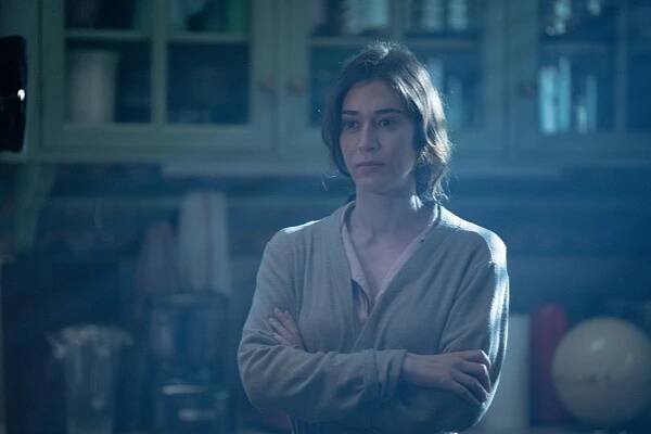 Pavučina - Z filmu - Lizzy Caplan